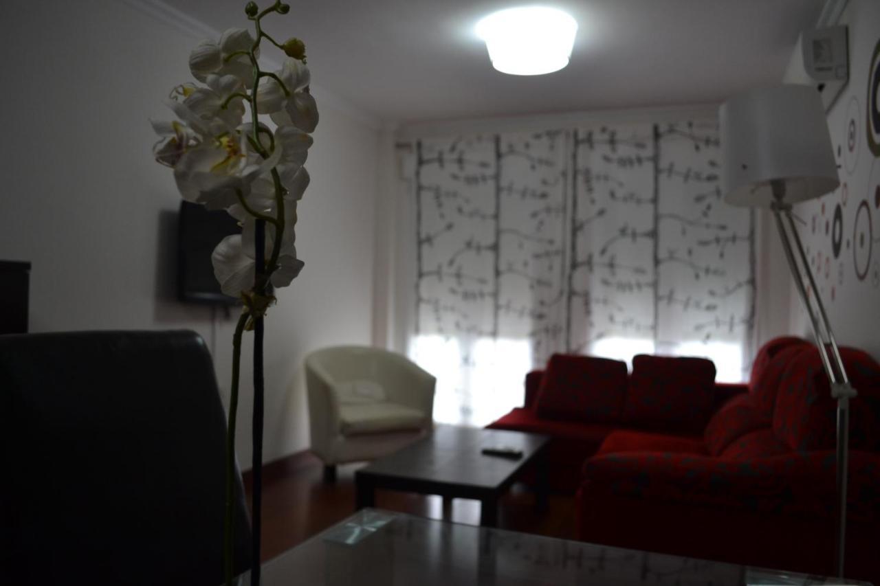 Apartamento Acueducto, Tres Dormitorios Y Parking Gratis 메리다 외부 사진
