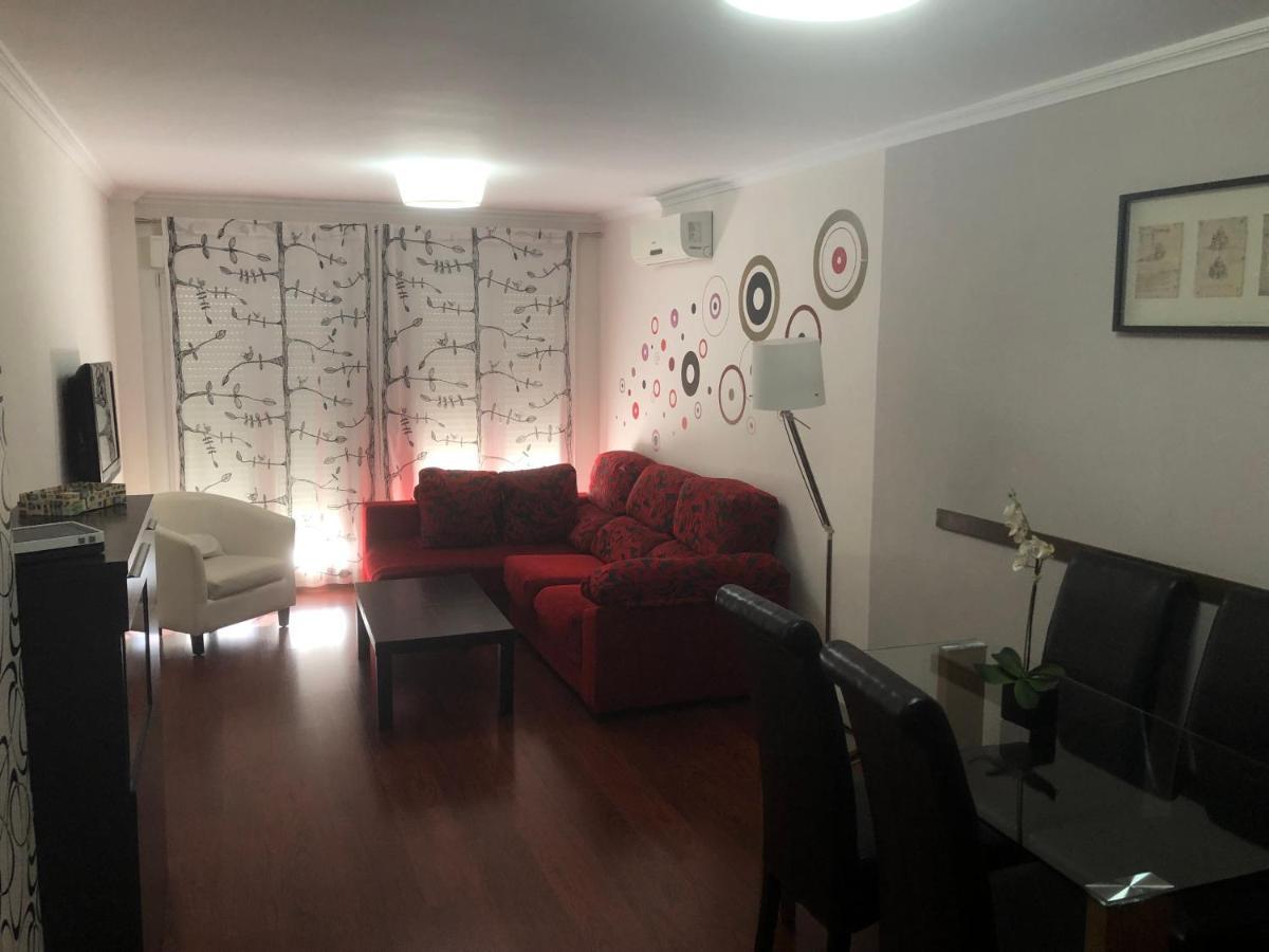 Apartamento Acueducto, Tres Dormitorios Y Parking Gratis 메리다 외부 사진