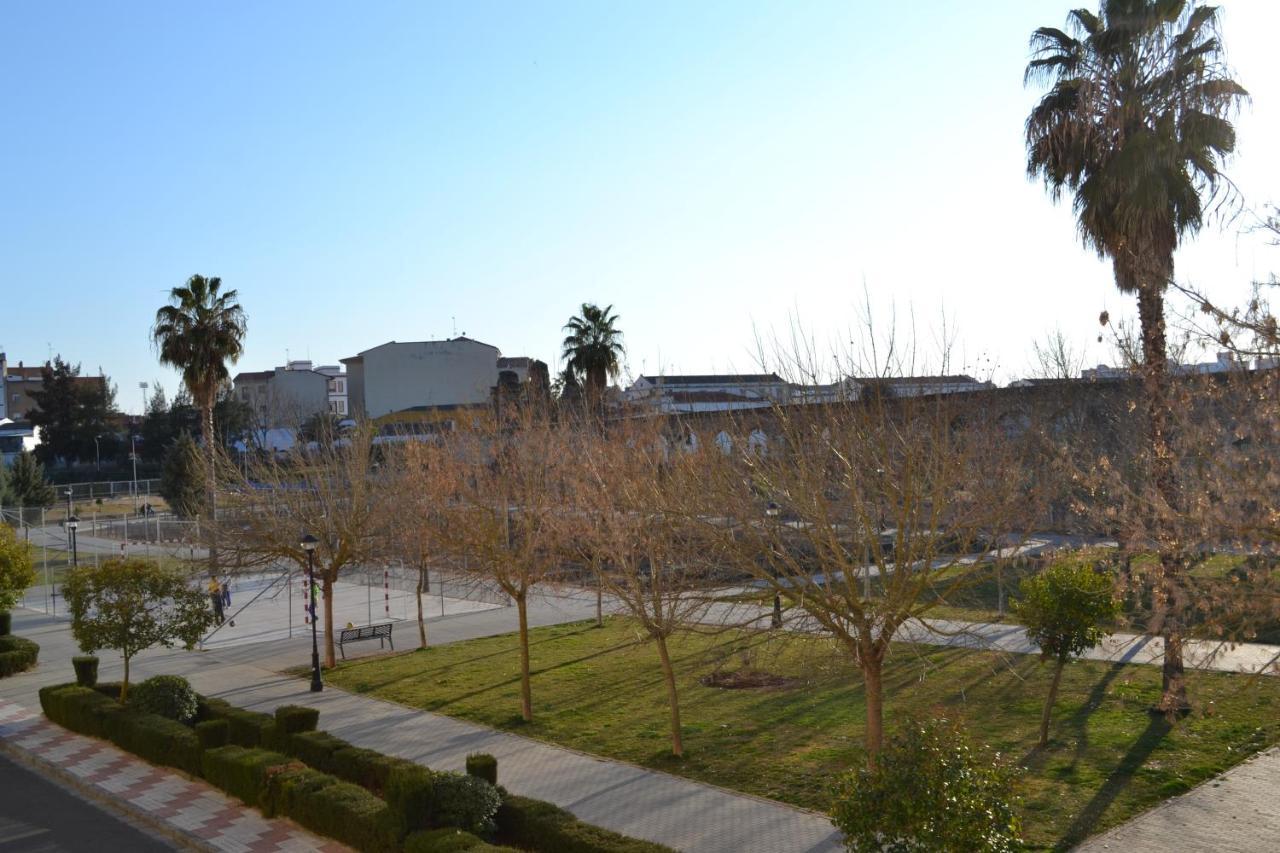 Apartamento Acueducto, Tres Dormitorios Y Parking Gratis 메리다 외부 사진