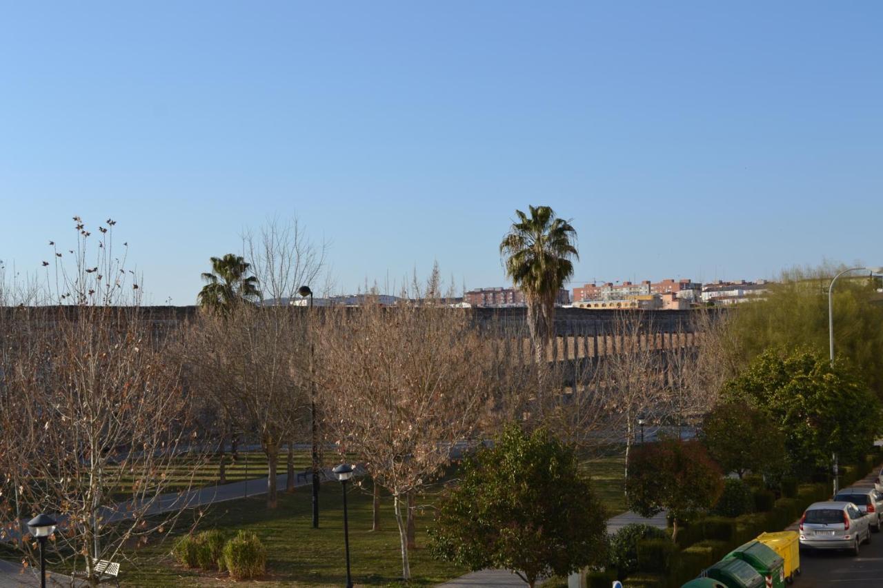 Apartamento Acueducto, Tres Dormitorios Y Parking Gratis 메리다 외부 사진